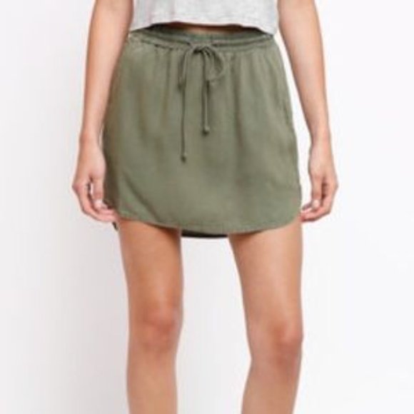 Anthropologie Cloth & Stone | Green Boardwalk Tencel Skirt (L) - Picture 2 of 6